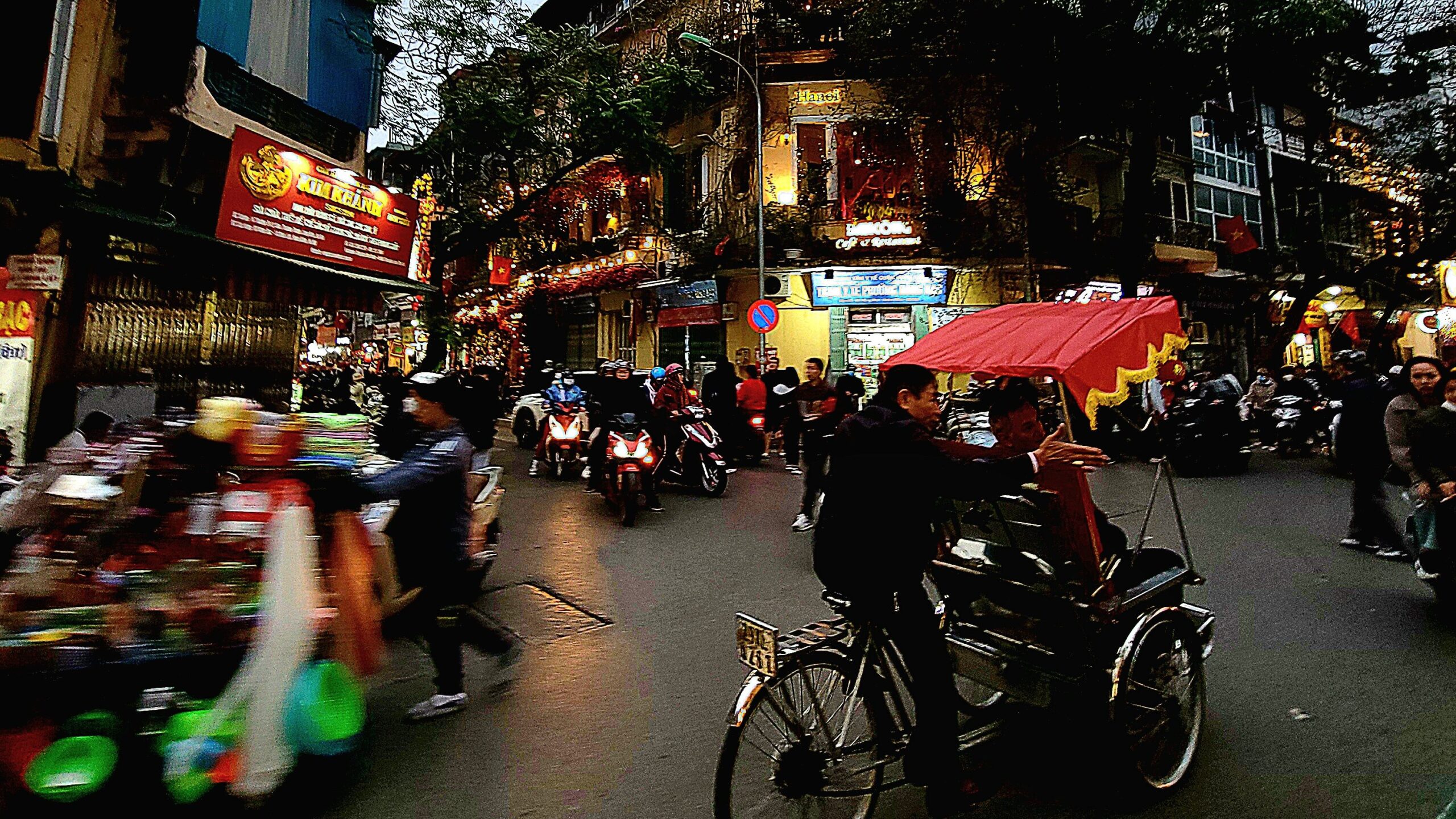 is Vietnam safe for solo female travelers