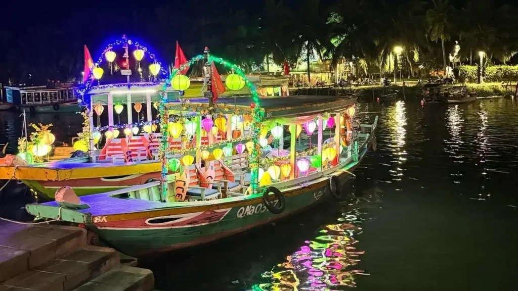 boats in Hoi An